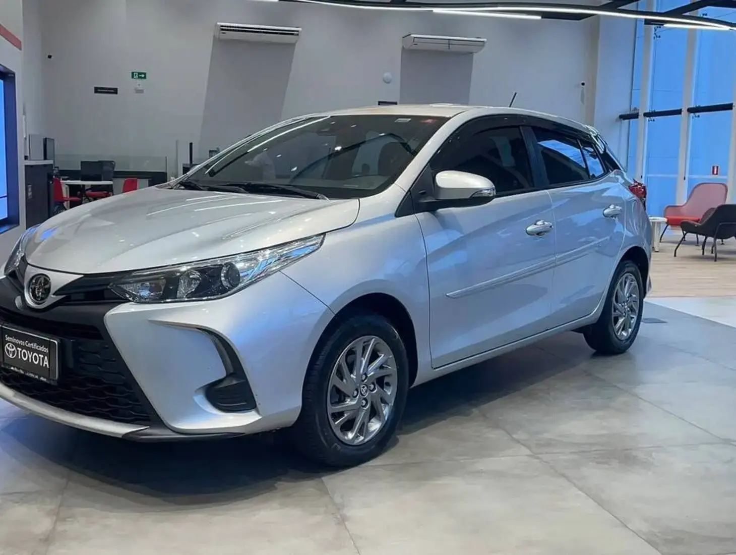 galeria TOYOTA YARIS XS HATCH