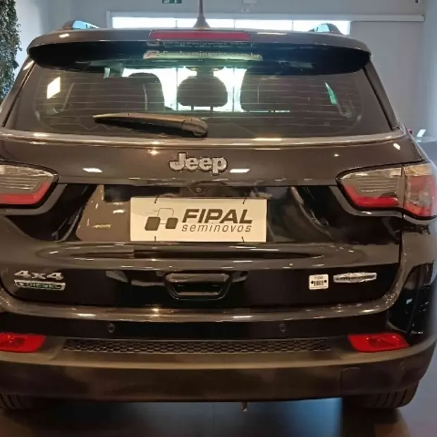 Jeep COMPASS 2.0 16V DIESEL LONGITUDE 4X4 AUTOMÁTICO