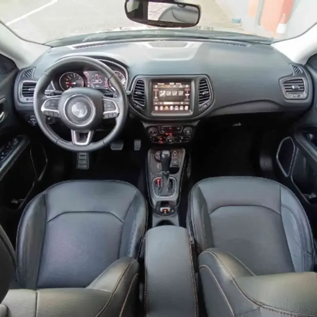 Jeep COMPASS 2.0 16V DIESEL LONGITUDE 4X4 AUTOMÁTICO