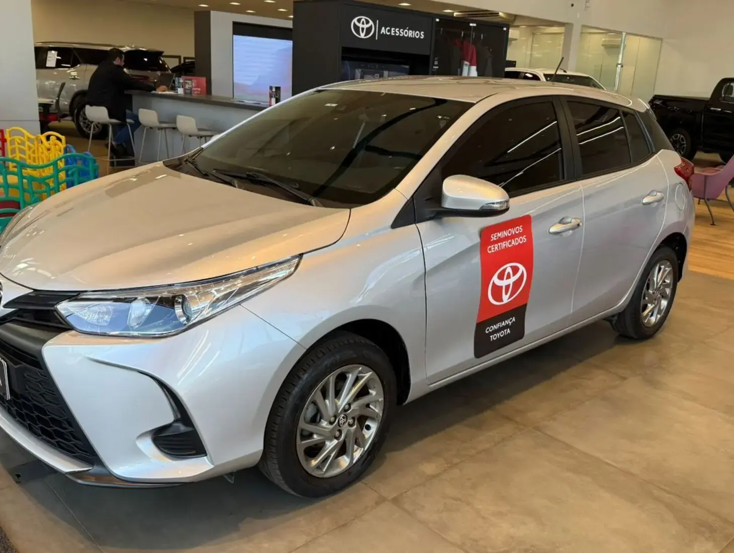 galeria YARIS