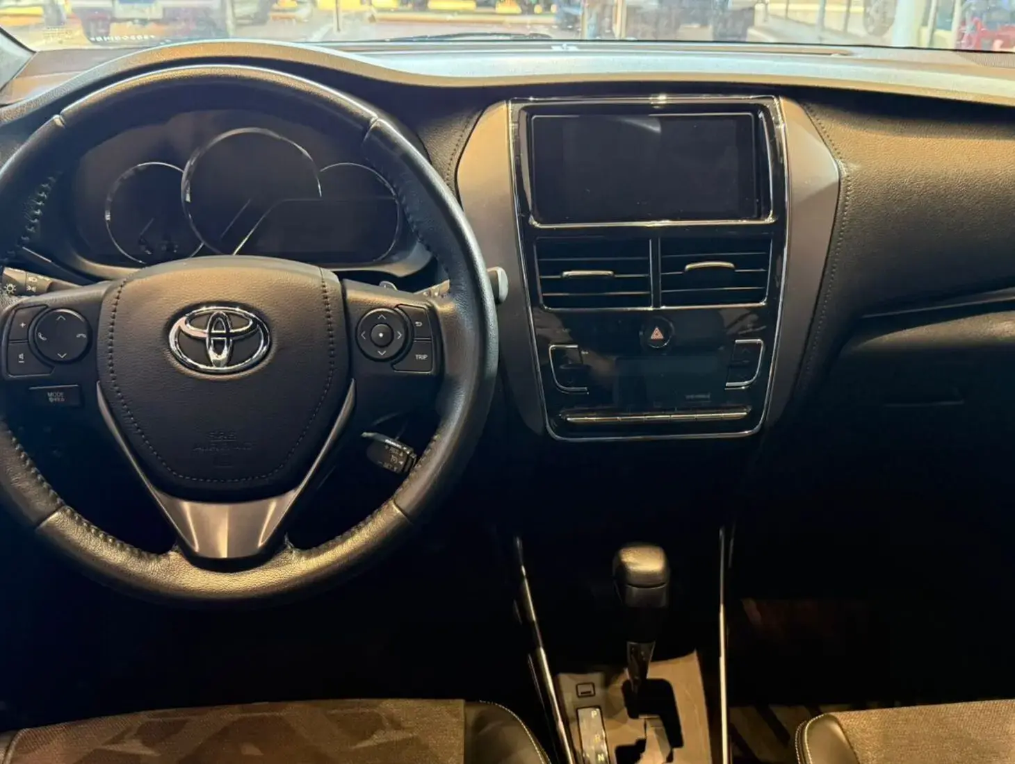galeria YARIS