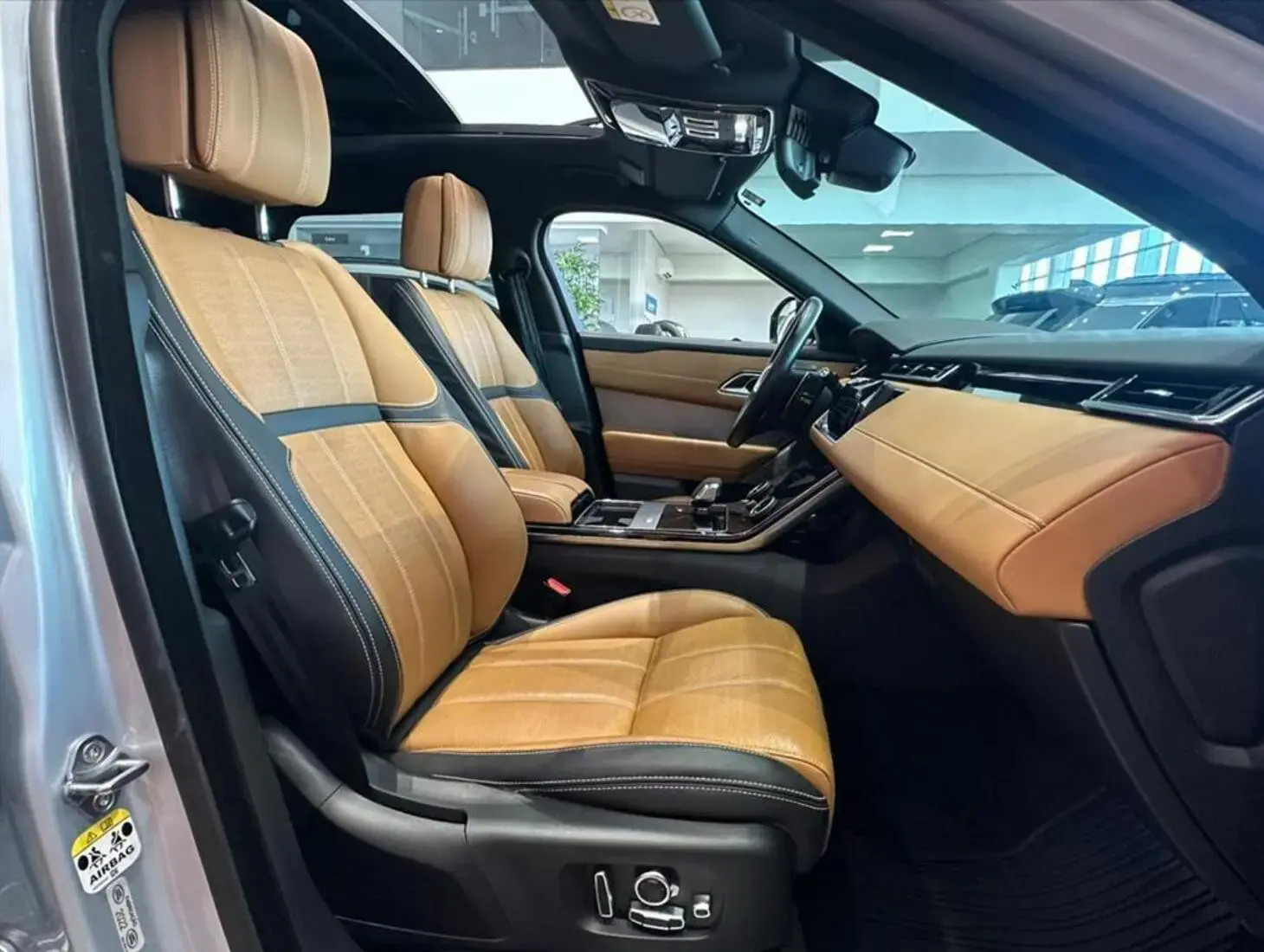 galeria RANGE ROVER VELAR