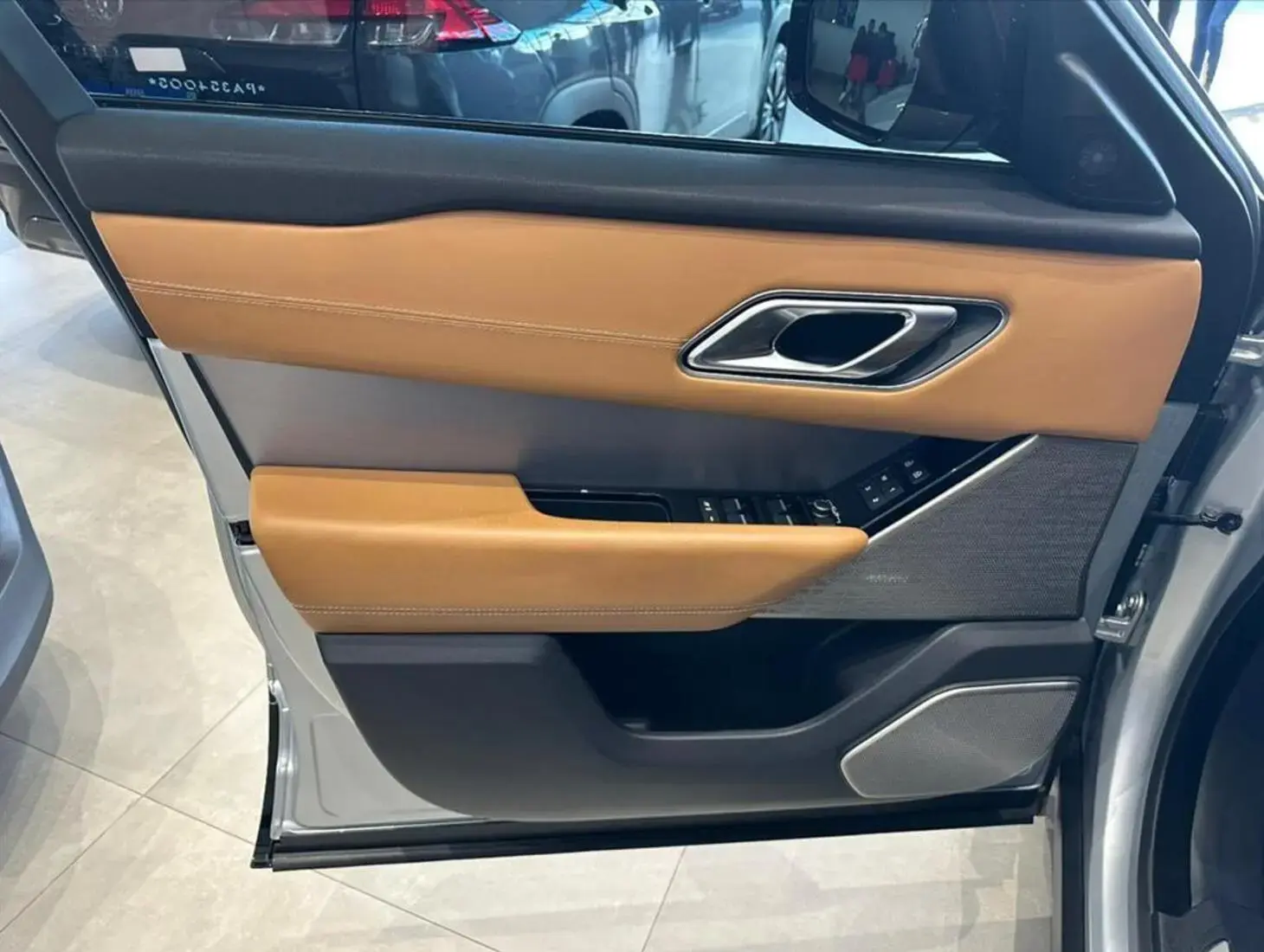 galeria RANGE ROVER VELAR