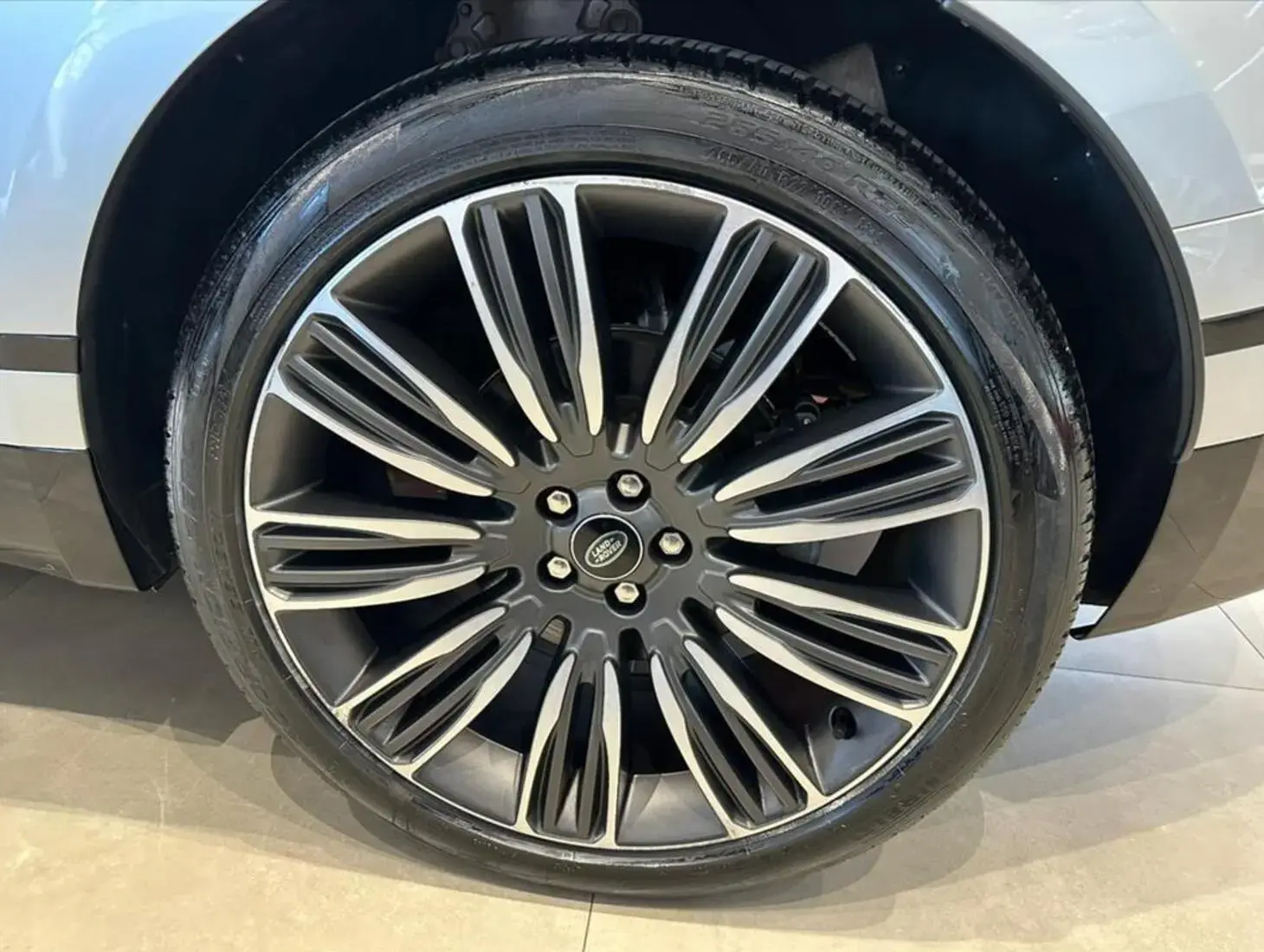 galeria RANGE ROVER VELAR