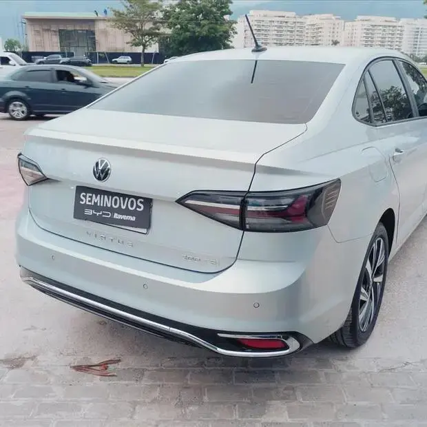 Volkswagen VIRTUS 1.0 200 TSI HIGHLINE AUTOMÁTICO
