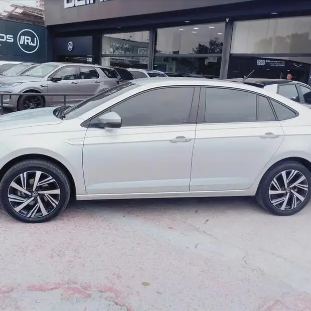 Volkswagen VIRTUS 1.0 200 TSI HIGHLINE AUTOMÁTICO