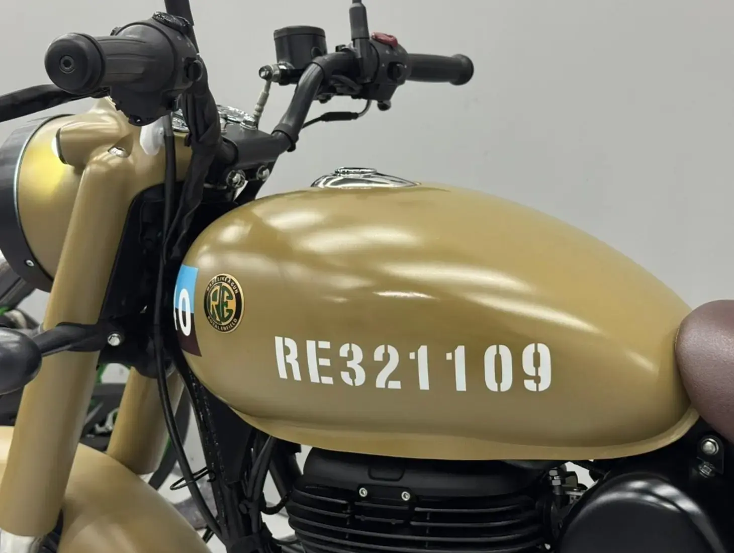 galeria Classic 350 Signals