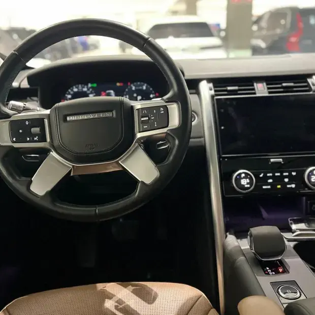 Land Rover Discovery HSE 3.0