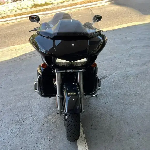 Harley Davidson Road Glide ULTRA FLTRU