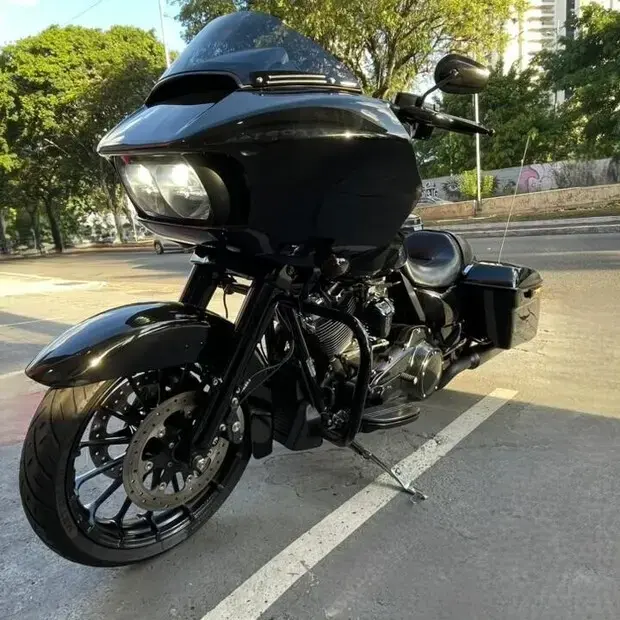 Harley Davidson Touring Road Glide Special