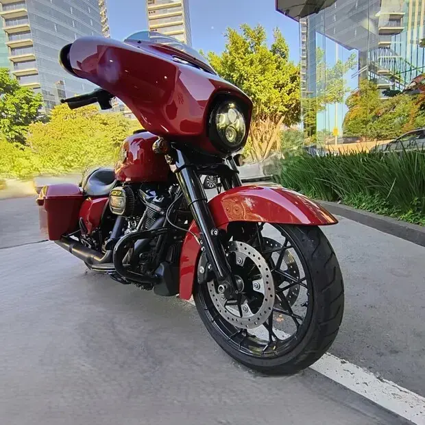 Harley Davidson Street Glide SPECIAL FLHXS