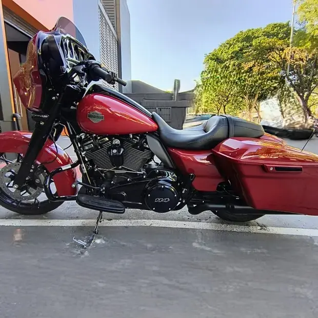 Harley Davidson Street Glide SPECIAL FLHXS