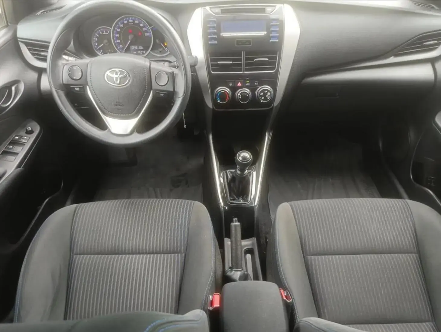 galeria YARIS