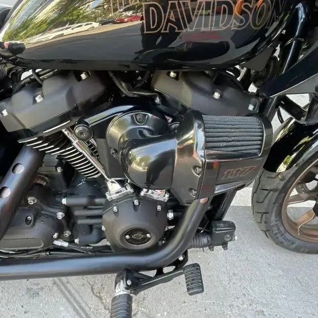Harley Davidson Low Rider ST