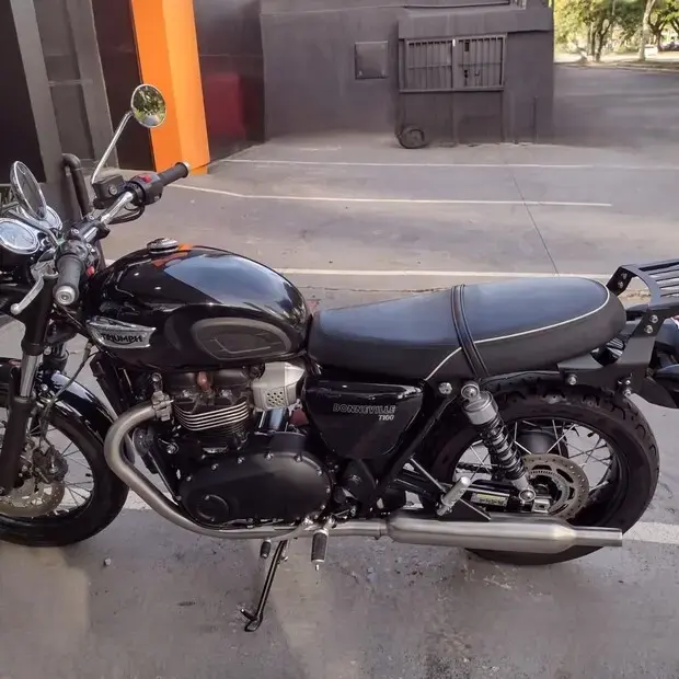 Triumph Bonneville T100 ABS