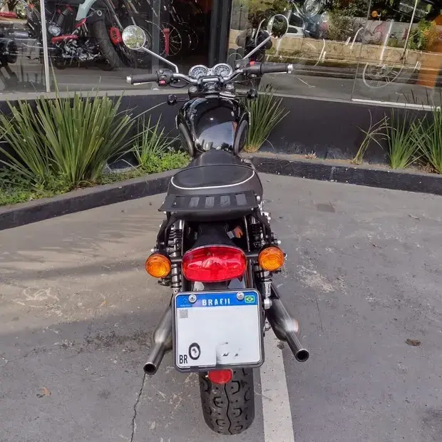 Triumph Bonneville T100 ABS