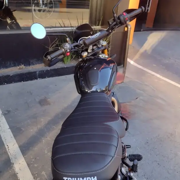 Triumph Scrambler 400 XC ABS