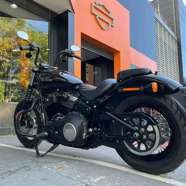 Harley Davidson Street Bob FXBB