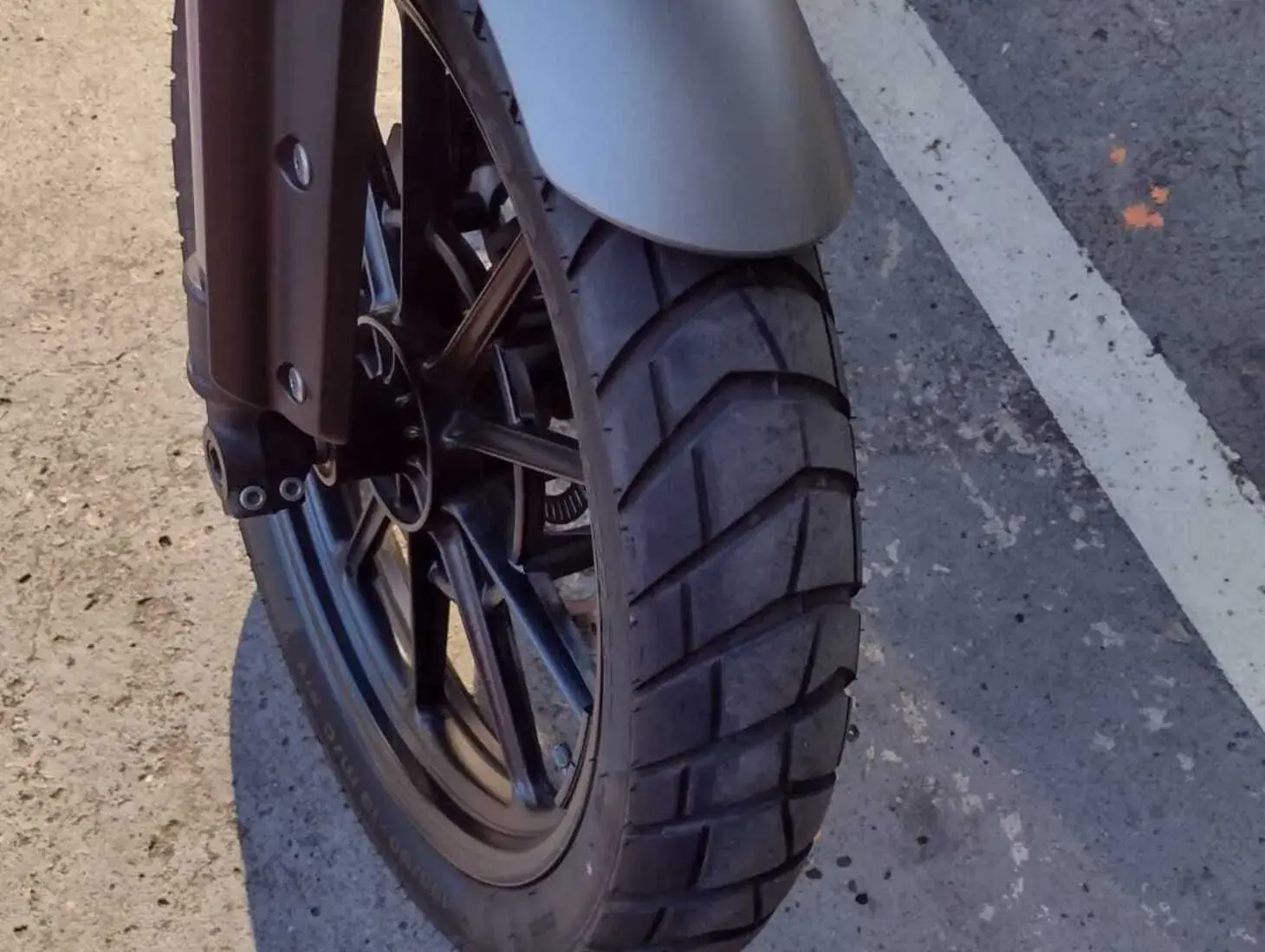 galeria Scrambler 400 X