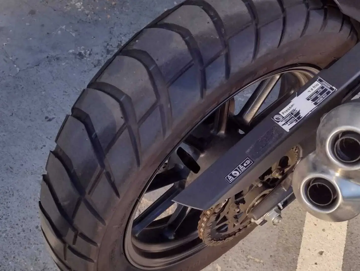 galeria Scrambler 400 X