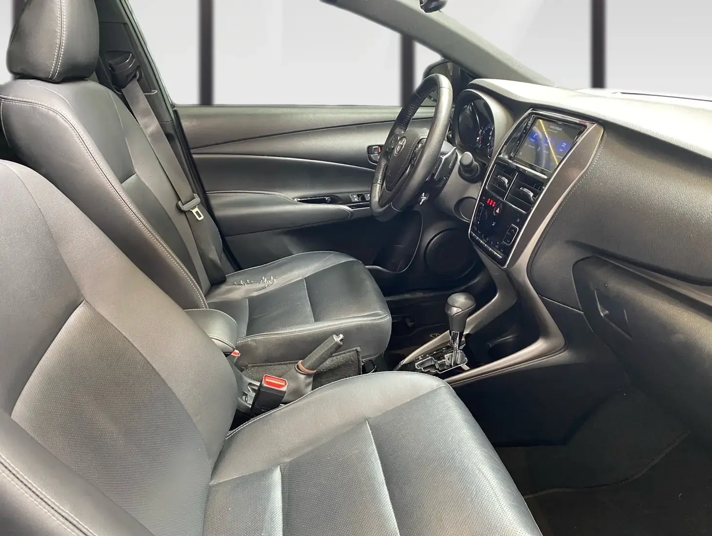 galeria Yaris