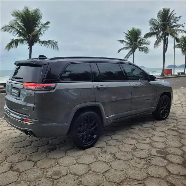Jeep COMMANDER 2.0 HURRICANE 4 TURBO GASOLINA BLACKHAWK AT9