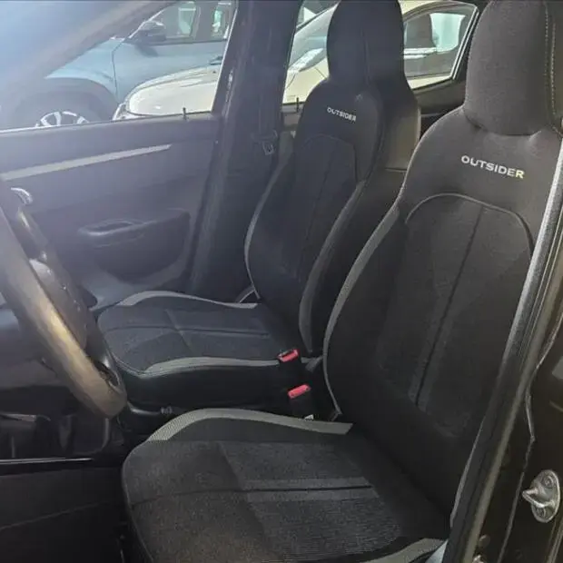 Renault KWID 1.0 12V SCE FLEX OUTSIDER MANUAL