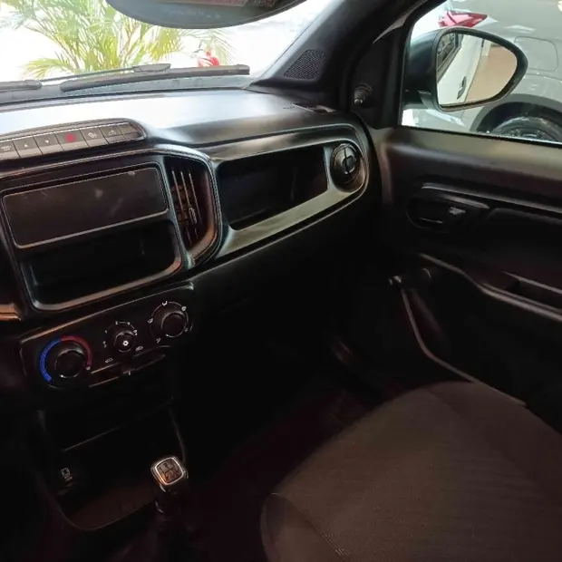 Fiat STRADA 1.4 FIRE FLEX ENDURANCE CS MANUAL