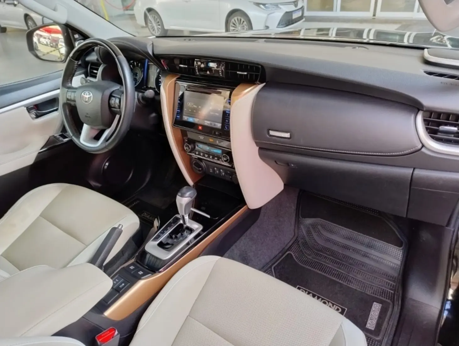 galeria HILUX SW4