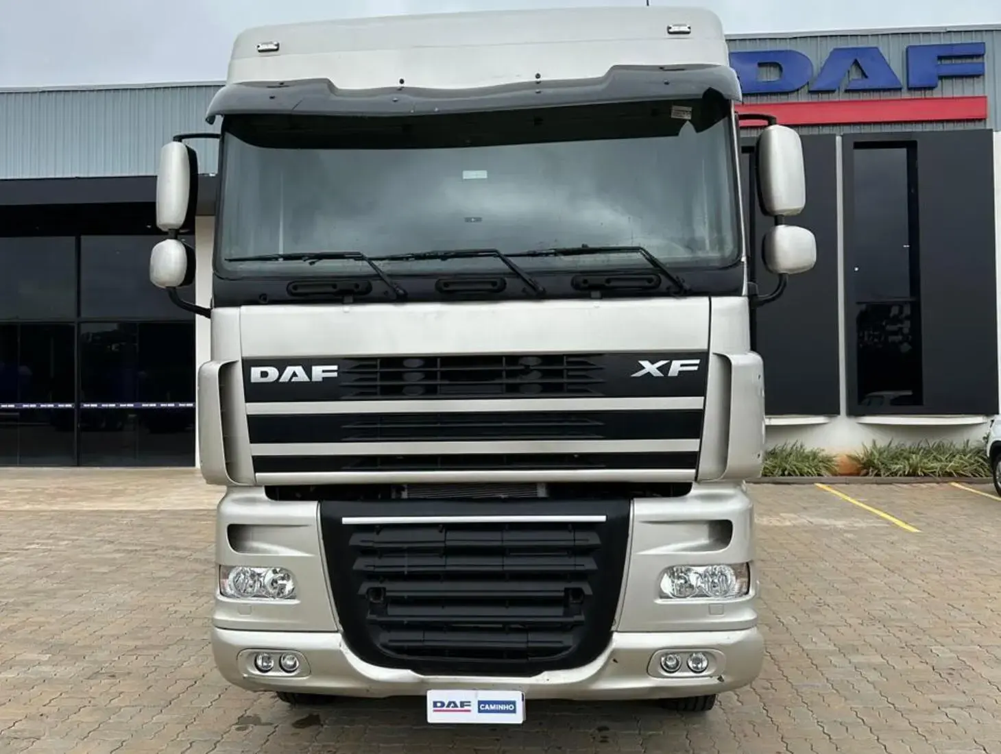 galeria DAF XF105 FTT 510A 6X4