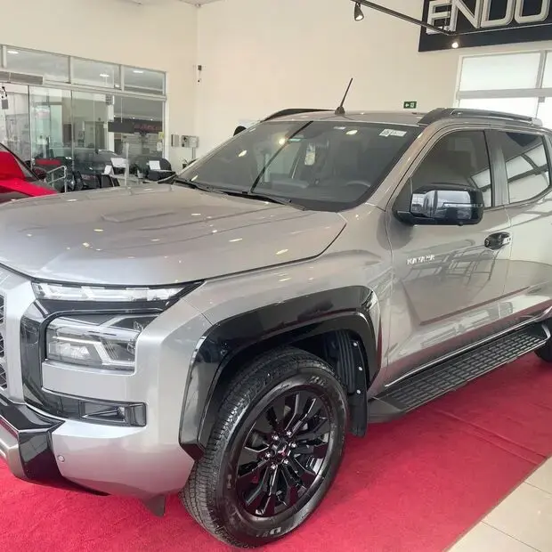 Mitsubishi TRITON KATANA 2.4TDI 16v 4X4 C.D. TRITON KATANA 2.4TDI 16v 4X4 C.D.