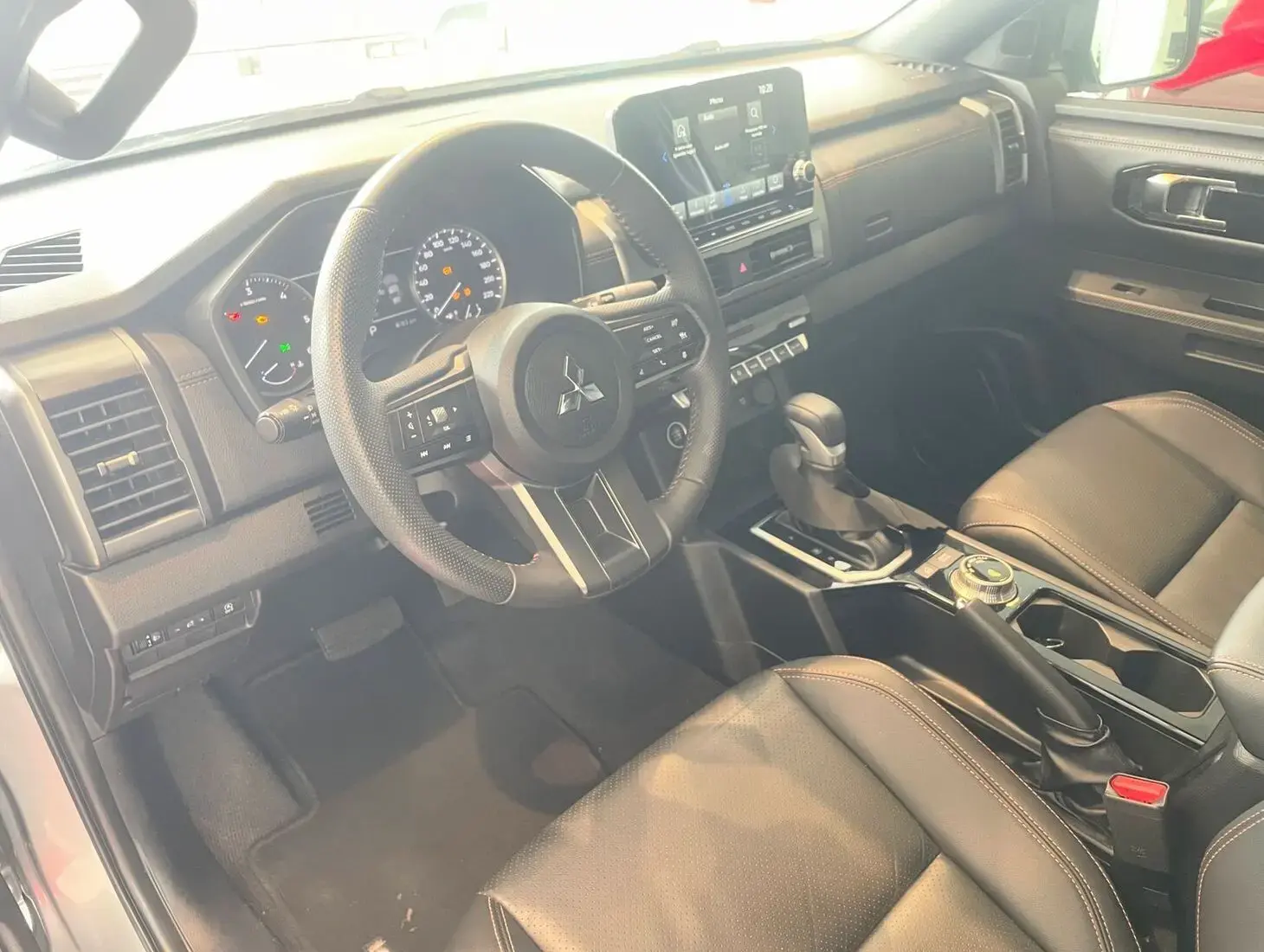 galeria TRITON KATANA 2.4TDI 16v 4X4 C.D.