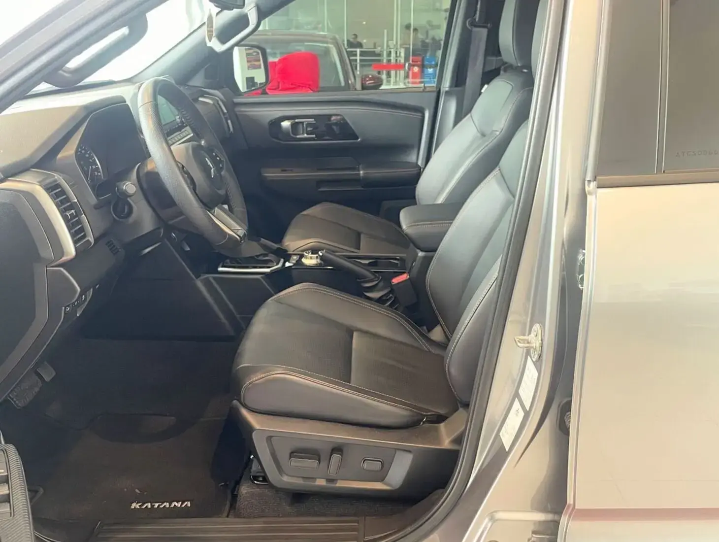 galeria TRITON KATANA 2.4TDI 16v 4X4 C.D.