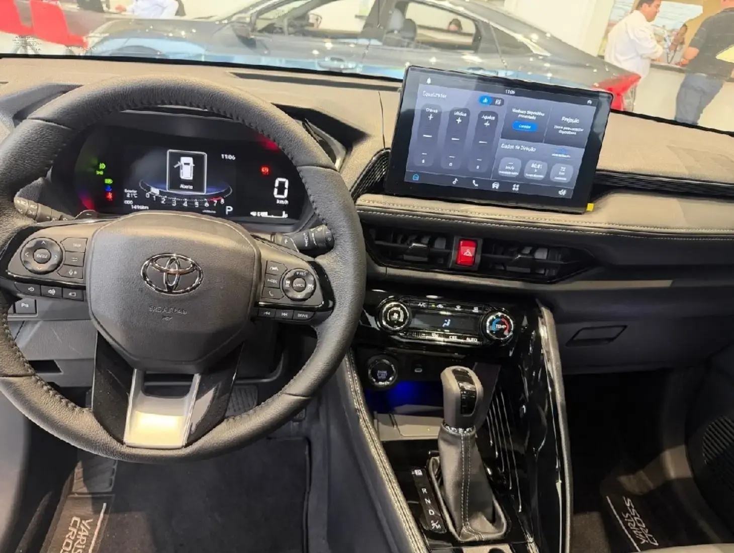 galeria YARIS CROSS