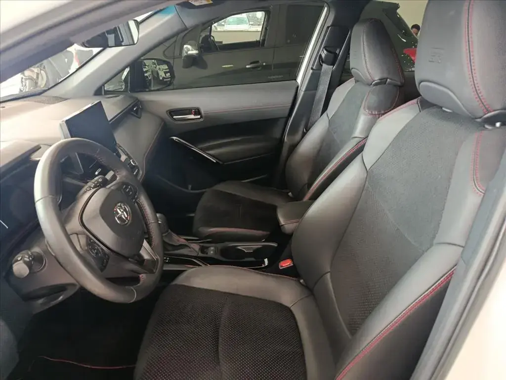 galeria COROLLA CROSS