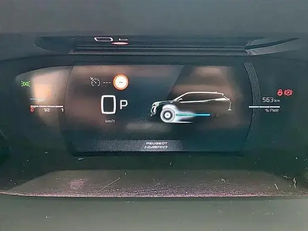 Peugeot 2008 1.0 TURBO 200 HYBRID GT CVT