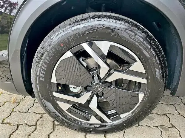Peugeot 2008 1.0 TURBO 200 HYBRID GT CVT