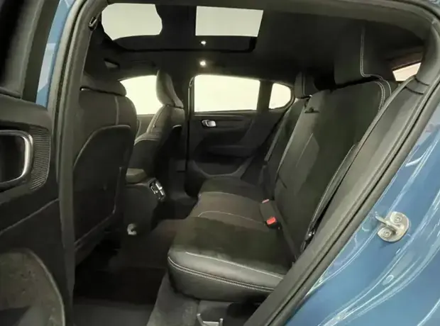 Volvo C40 Recharge Plus (Elétrico)