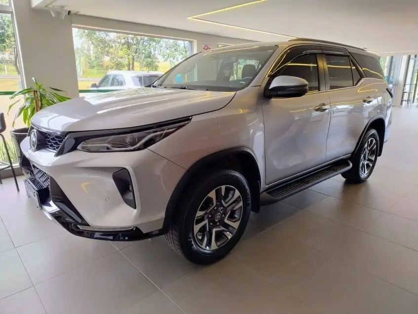 galeria HILUX SW4