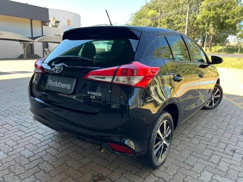 galeria YARIS