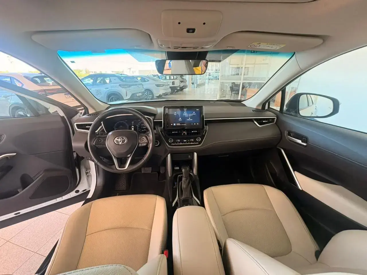 galeria COROLLA CROSS