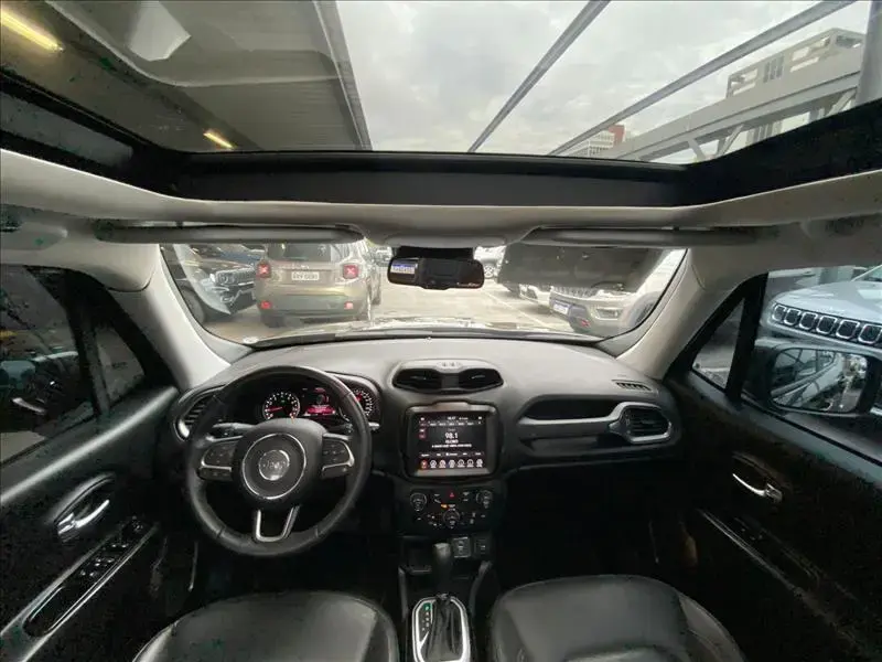 galeria RENEGADE
