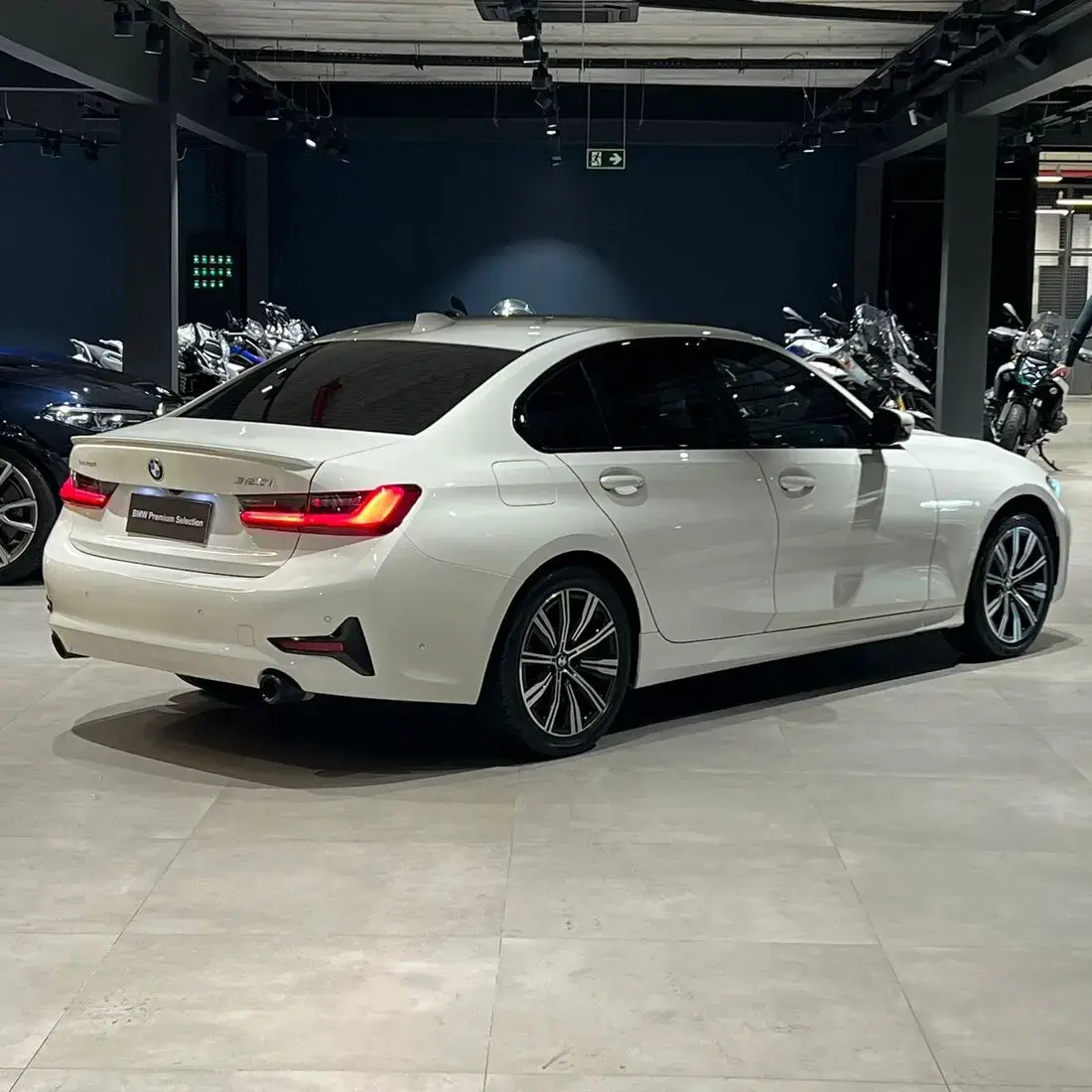 galeria 320i