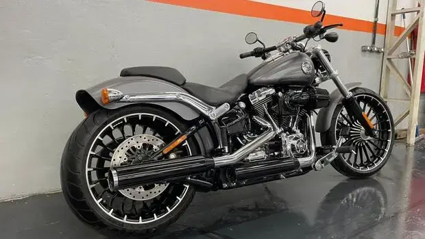 Harley Davidson Softail Breakout