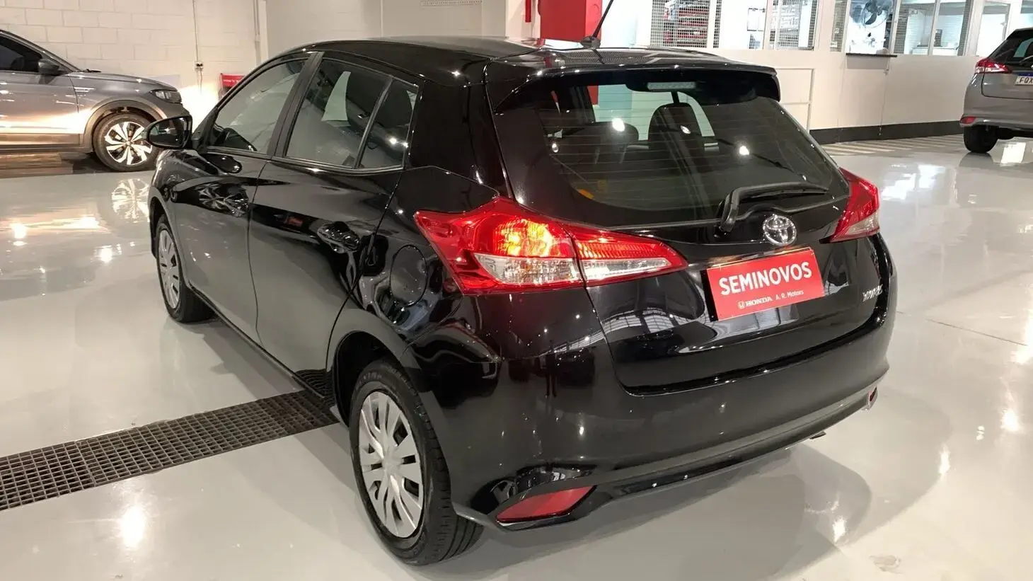 galeria Yaris