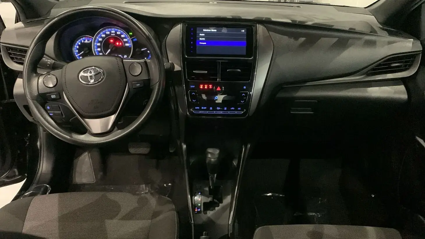 galeria Yaris