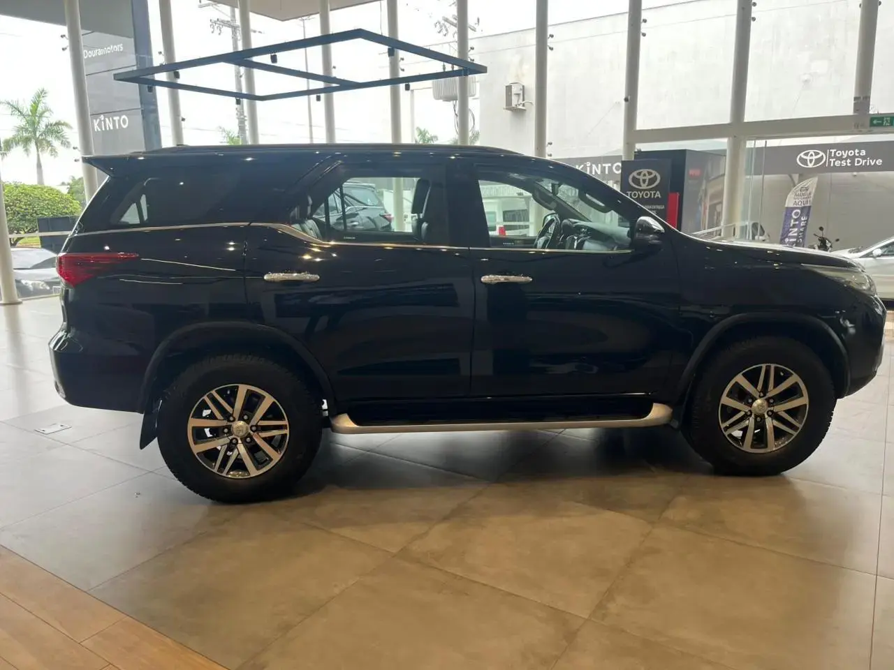 galeria SW4 SRX 7 LUGARES 2.8 4X4