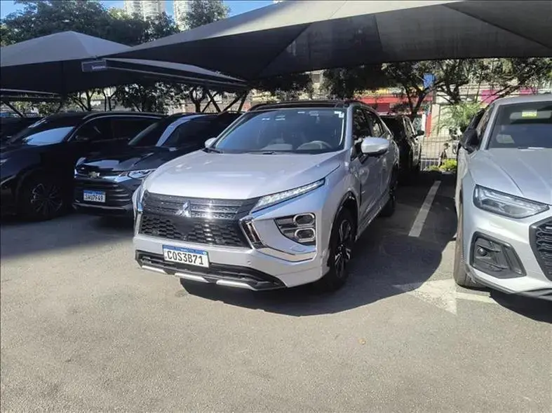galeria ECLIPSE CROSS