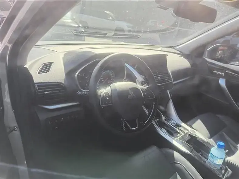 galeria ECLIPSE CROSS