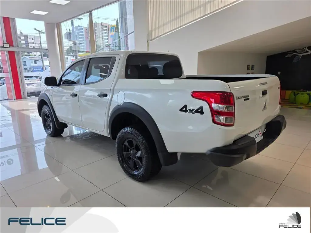 galeria L200 TRITON